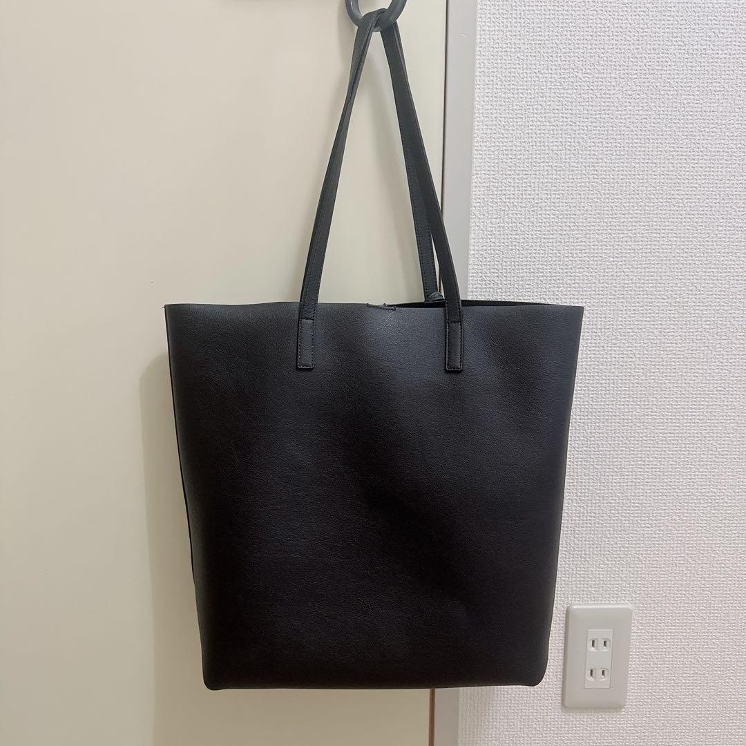 SAINT LAURENT サンローラン　ブラック　レザートートバック