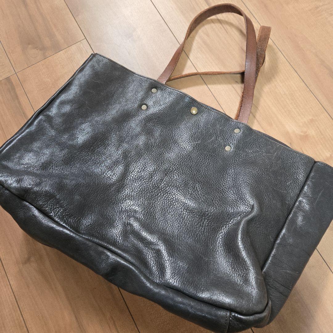 黒 レザー トートバッグ スタッズ付き 本革 バッグ