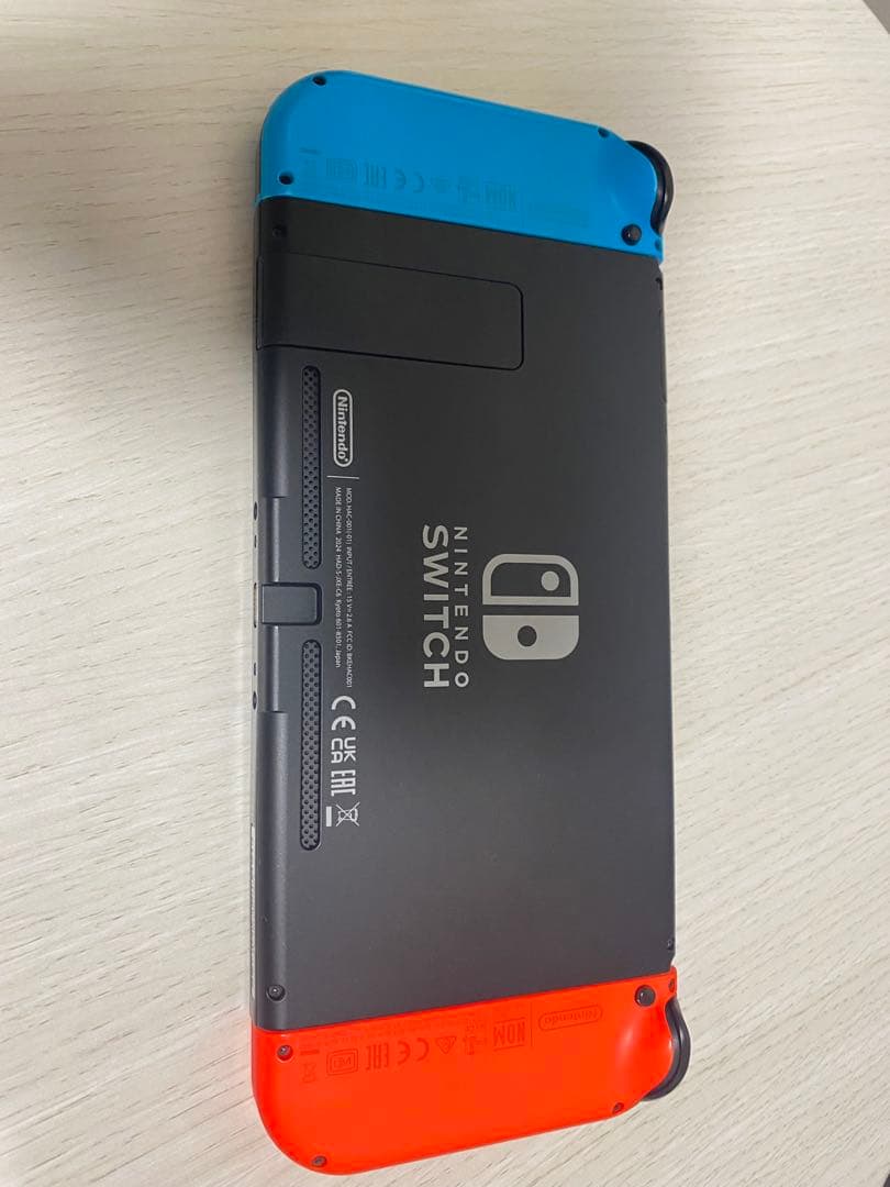 Nintendo Switch 本体