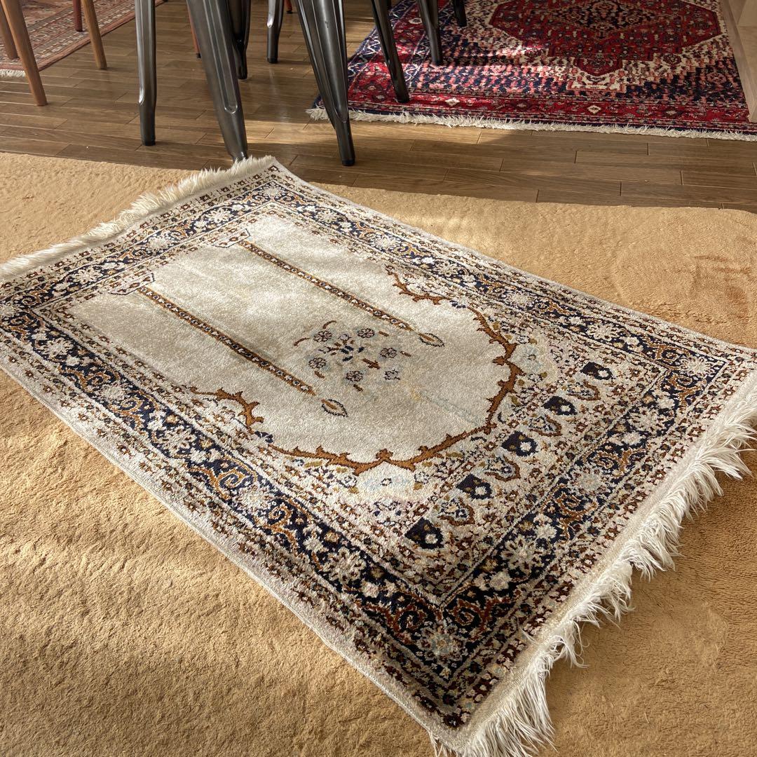 61×95cm(89cm) シルク　ラグ　絨毯　アンティーク