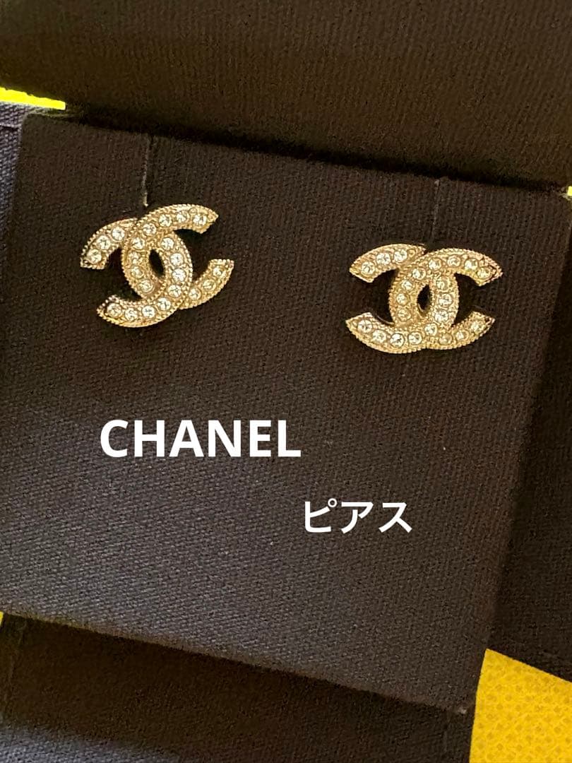 美品 ピアス CHANEL ダイヤモンド風 ショッパー ケース付き
