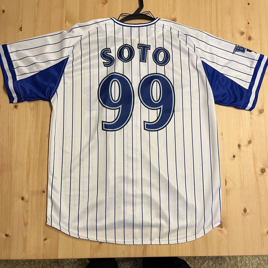 横浜DeNAベイスターズ ユニフォーム ネフタリ　ソト 99 サイズM 横浜DeNAベイスターズ ネフタリ・ソト 99 ユニフォーム ホーム M