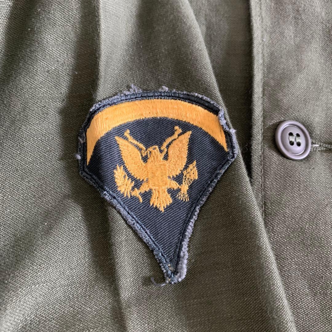 ユーティリティシャツ