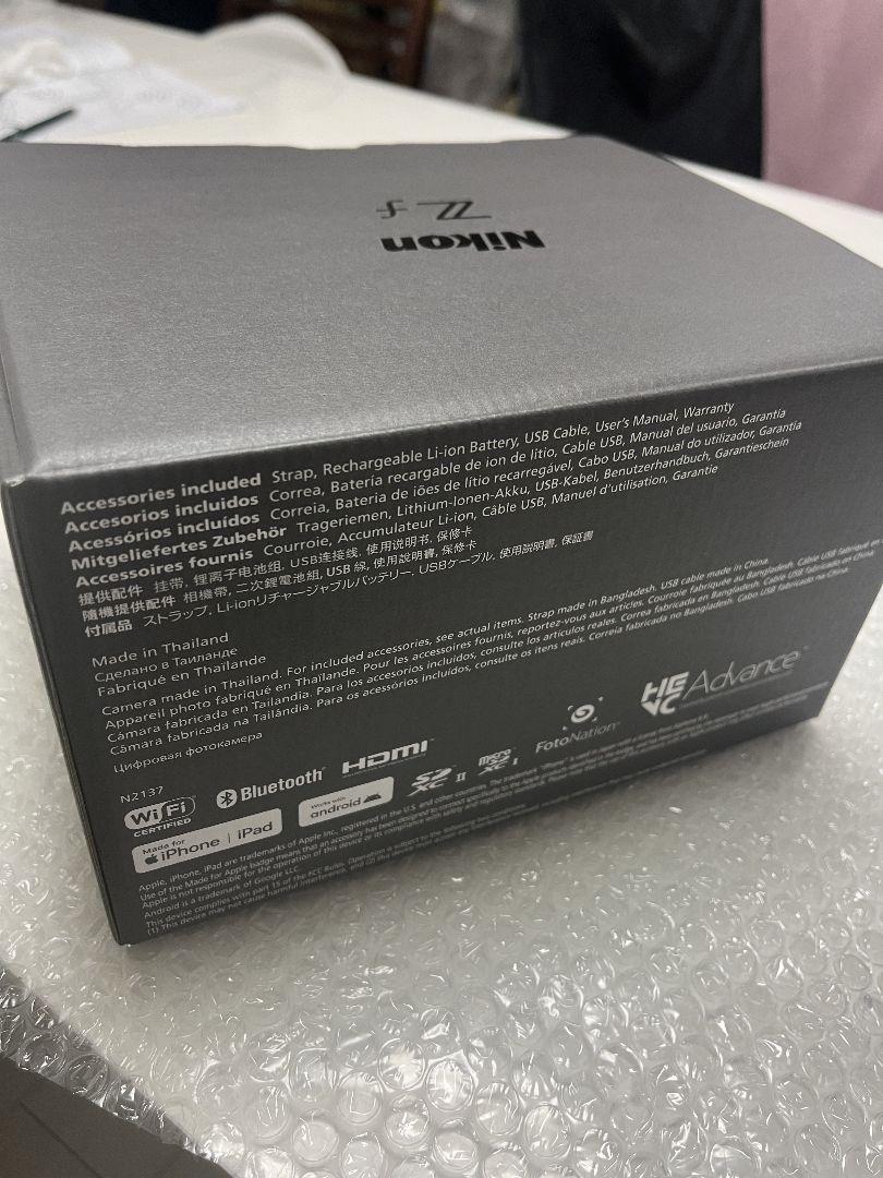 【新品未使用】Nikon Zf ミラーレス一眼 保証印付き 画像3