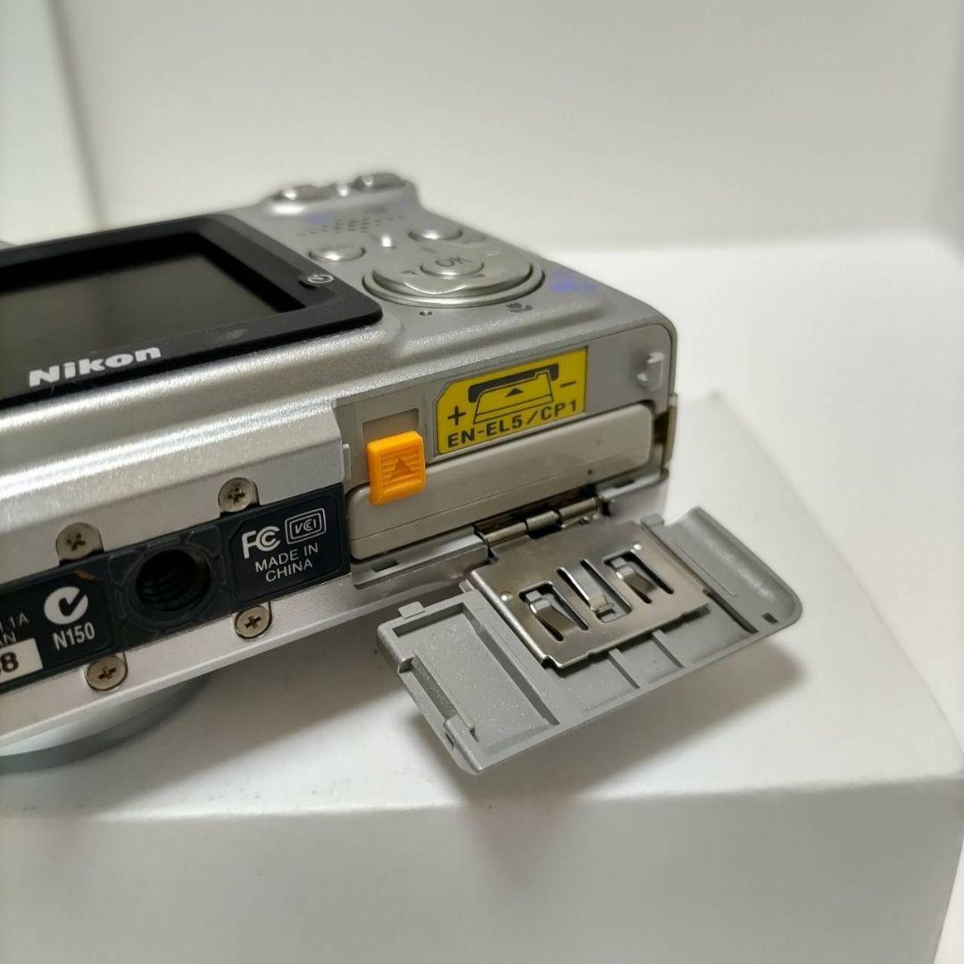 動作確認済み ニコン COOLPIX 7900 オールドコンデジ デジカメ