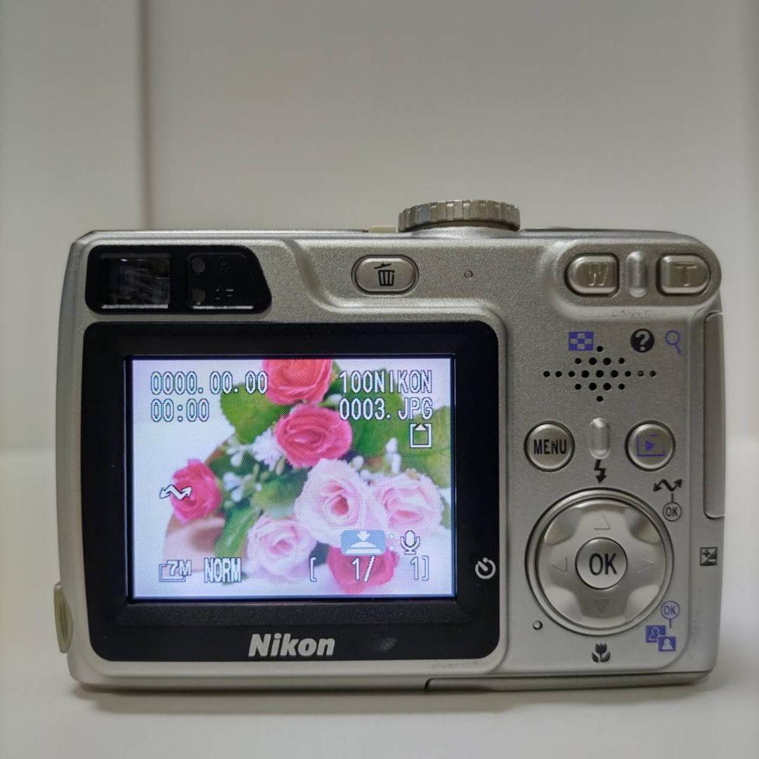 動作確認済み ニコン COOLPIX 7900 オールドコンデジ デジカメ