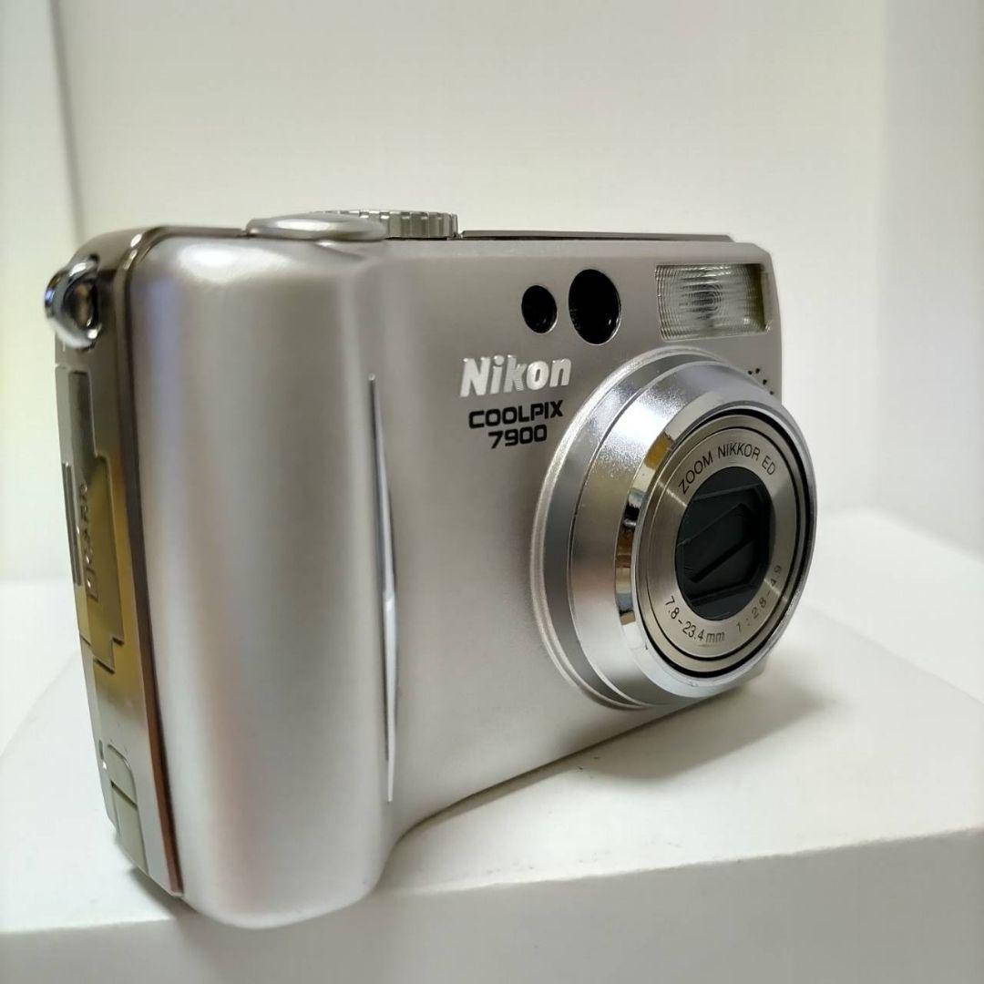 動作確認済み ニコン COOLPIX 7900 オールドコンデジ デジカメ