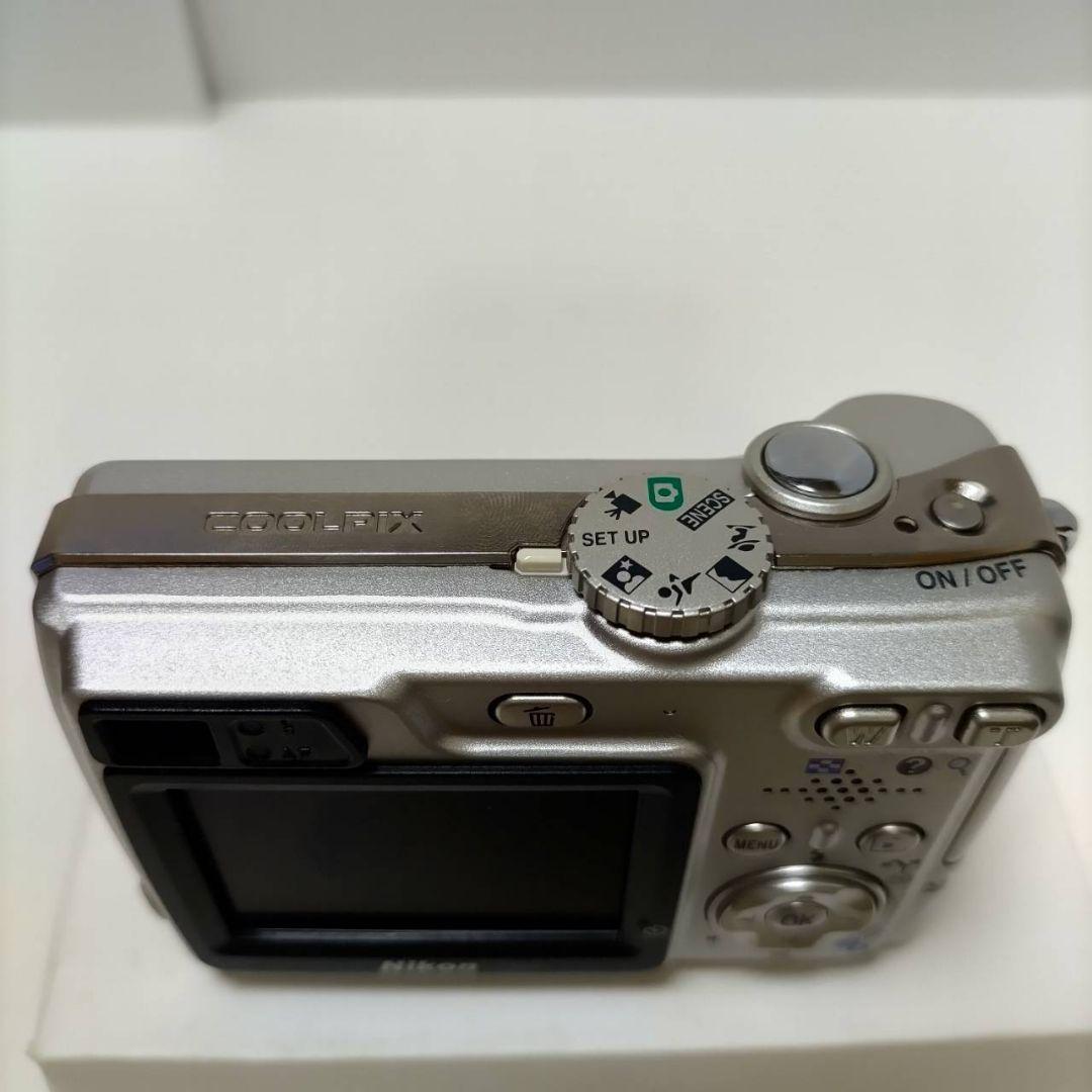 動作確認済み ニコン COOLPIX 7900 オールドコンデジ デジカメ