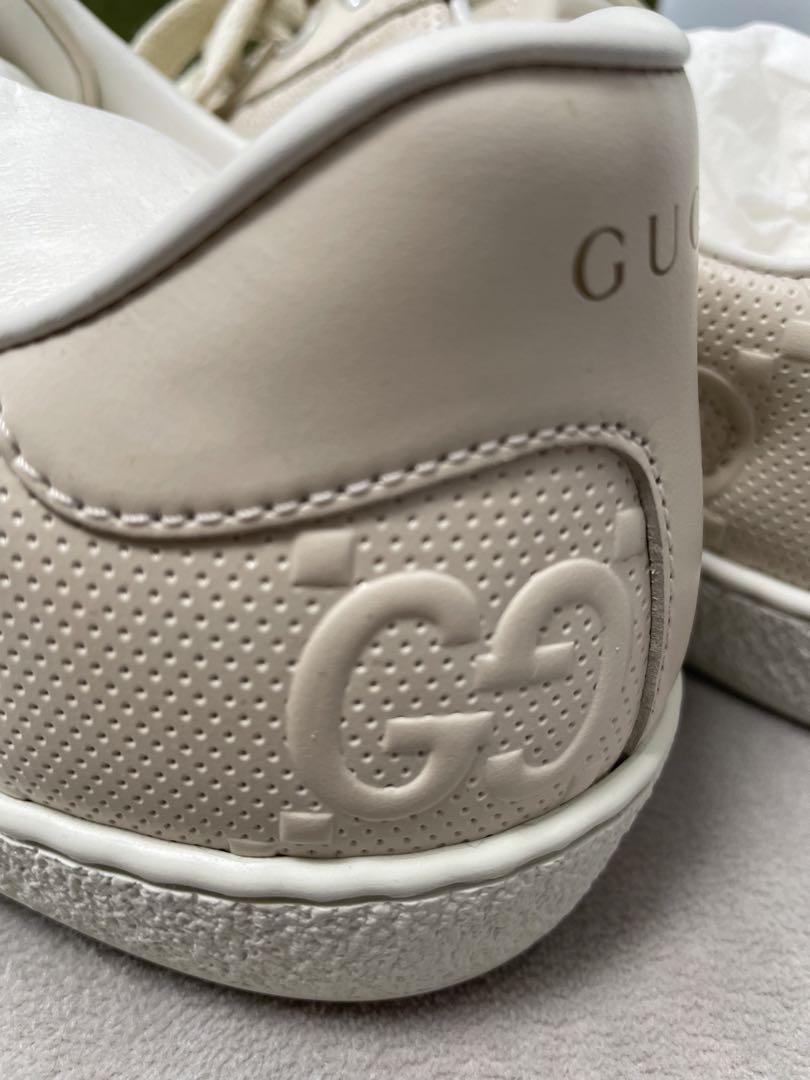 【新品未使用】GUCCIスニーカーGGエンボス