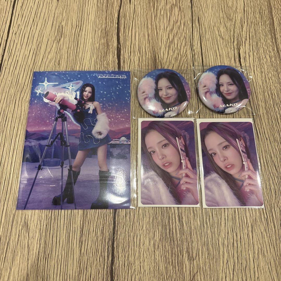 NiziU POPUP STORE ラントレ 缶バッジ トレカ フォトカ マコ