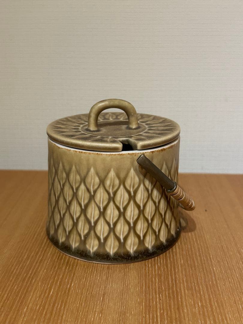クイストゴー レリーフ シュガーポット デンマーク ヴィンテージ 北欧雑貨 蓋付