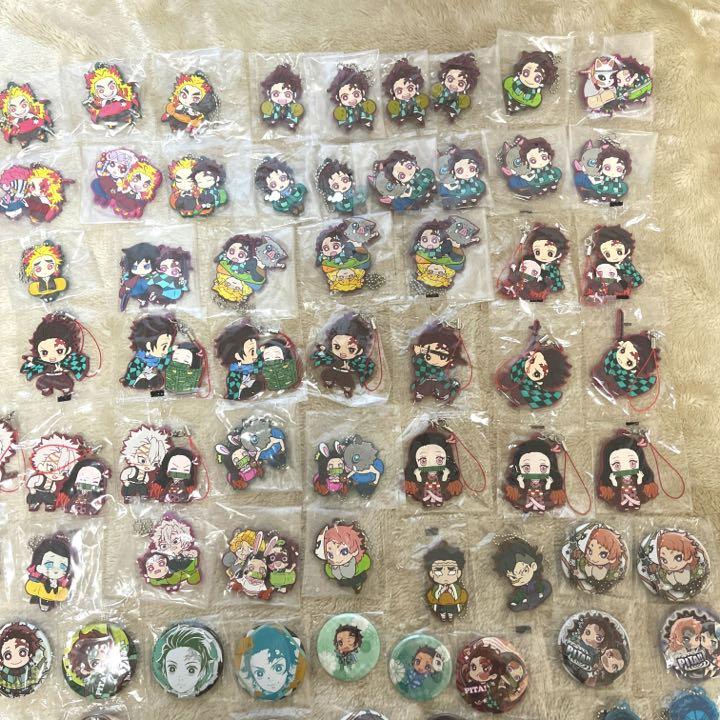 鬼滅の刃 100点以上 まとめ売り - メルカリ 売り 鬼滅の刃 まとめ売り 100点以上 キャラクターグッズ