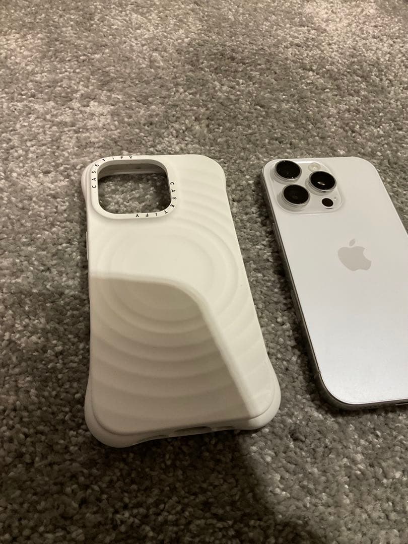 Apple iPhone16Pro 128GB 美品