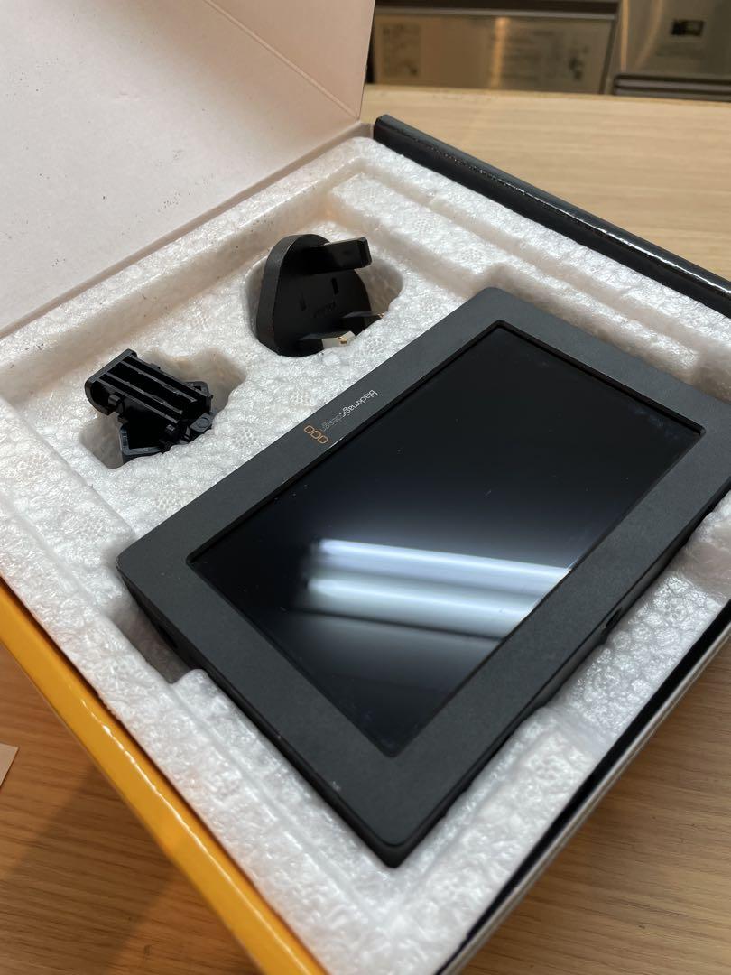 ディスプレイ・モニター本体 blackmagic videoassist5 3g