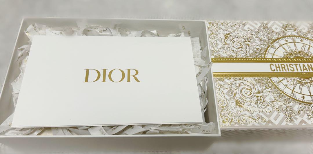 Dior エクラン クチュール マルチユース パレット2024