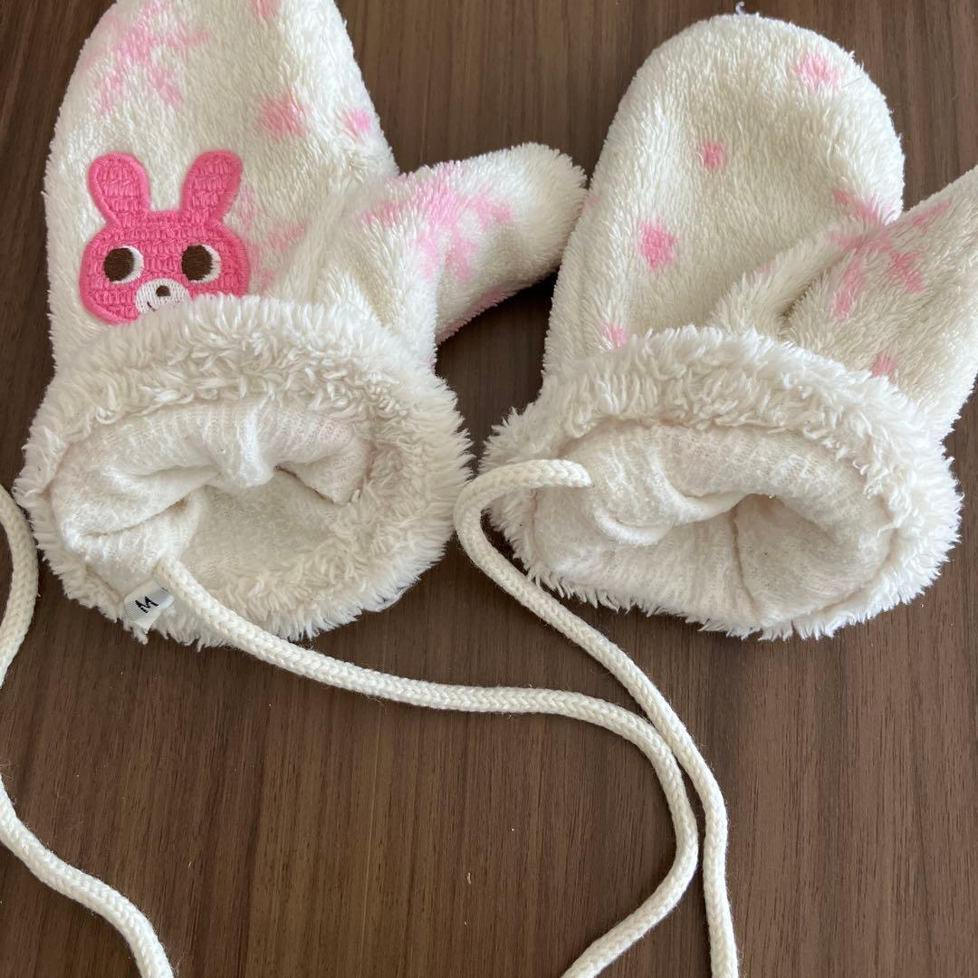 Hot Biscuits 子供用手袋　紐付き 手袋