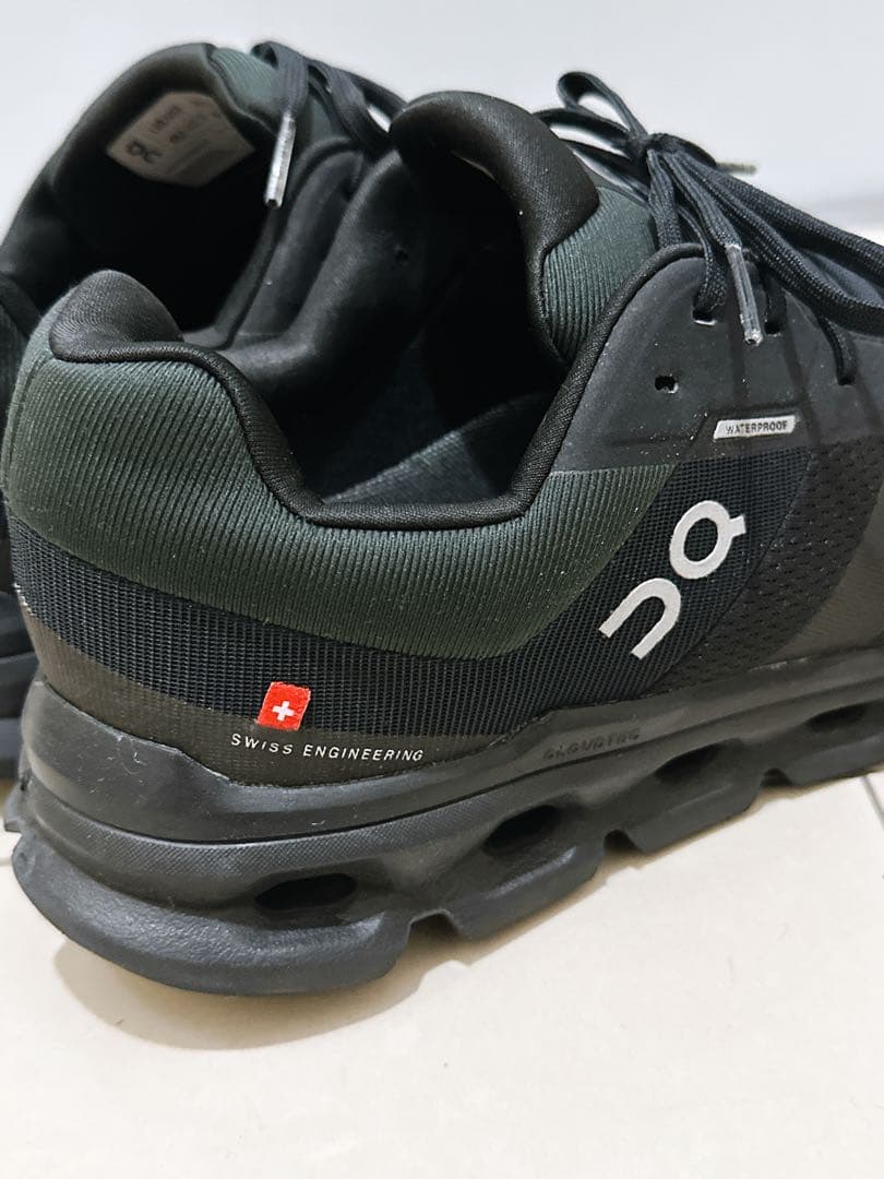 ウォータープルーフ ブラック