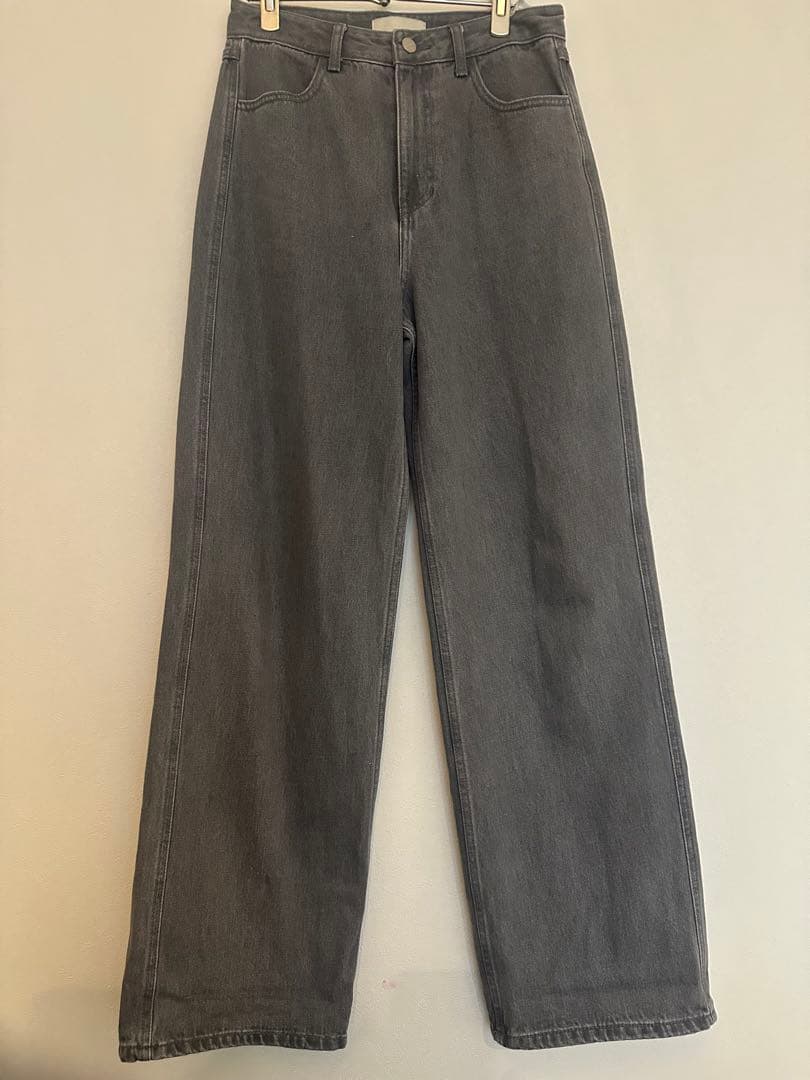 AMOMENT ストレートデニムXS