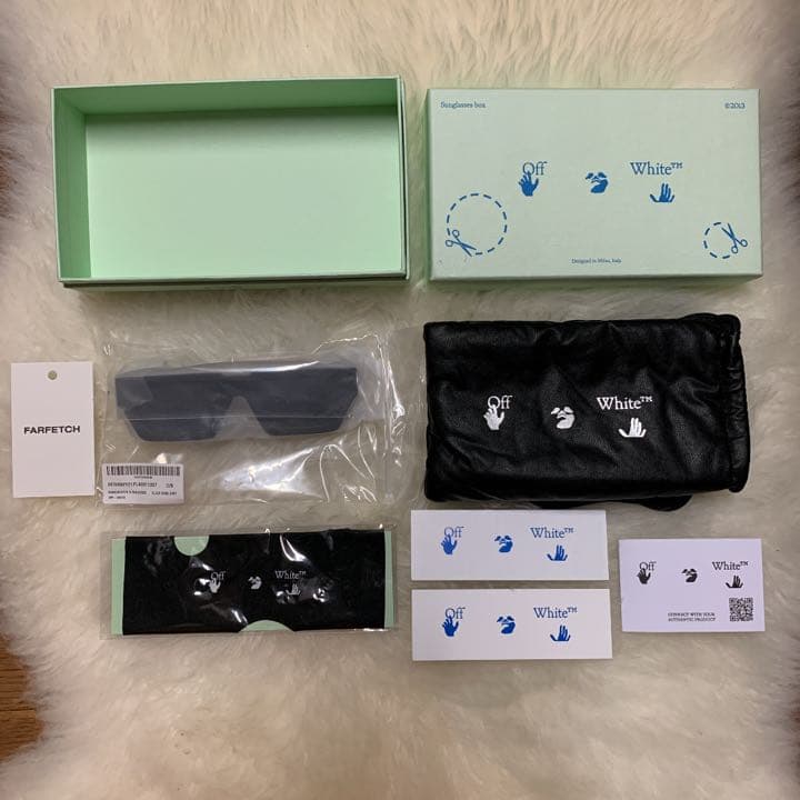 Off-White ブラック スクエアサングラス Off-White Eyewear オフホワイト Arthur スクエアサングラス