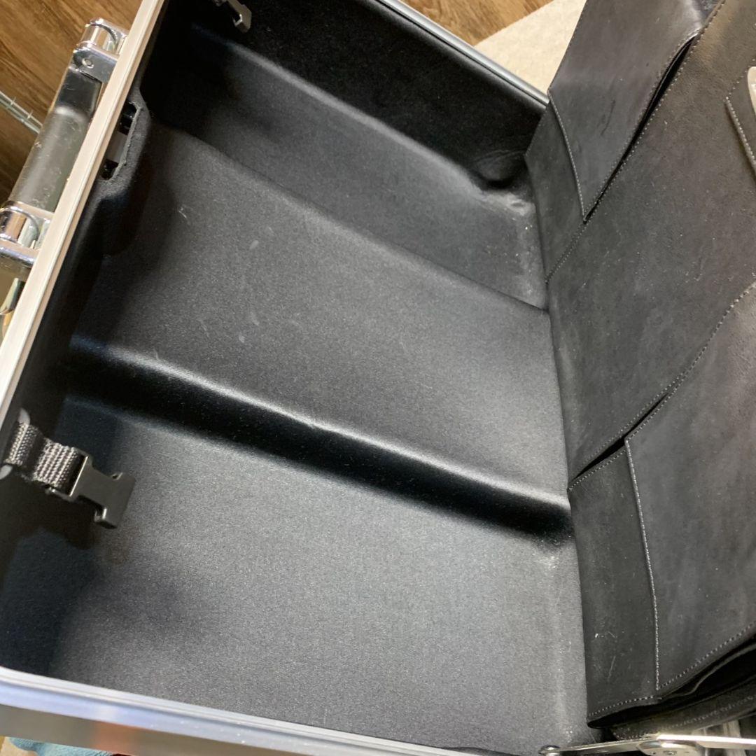 G684\" ZERO HALLIBURTON トラベルキャリーケース