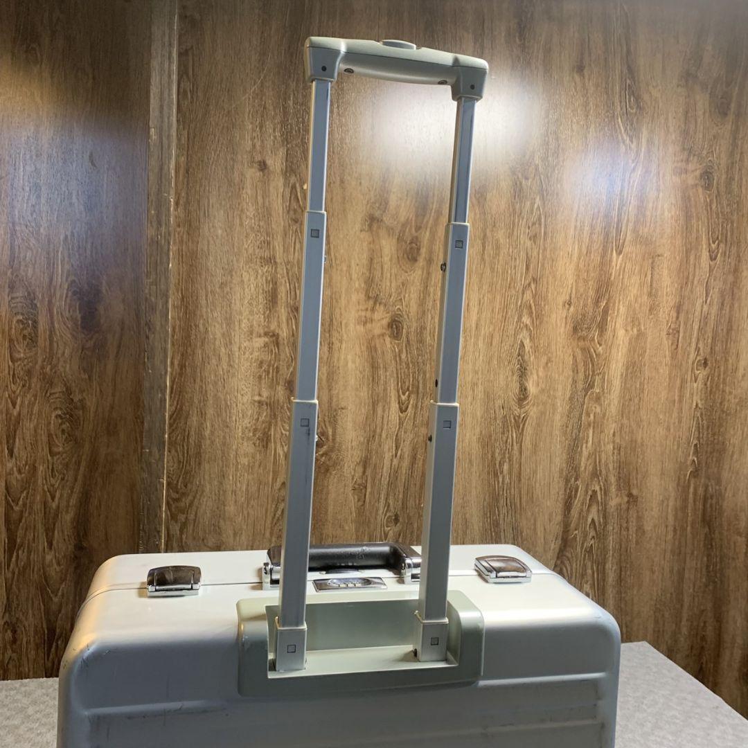 G684\" ZERO HALLIBURTON トラベルキャリーケース
