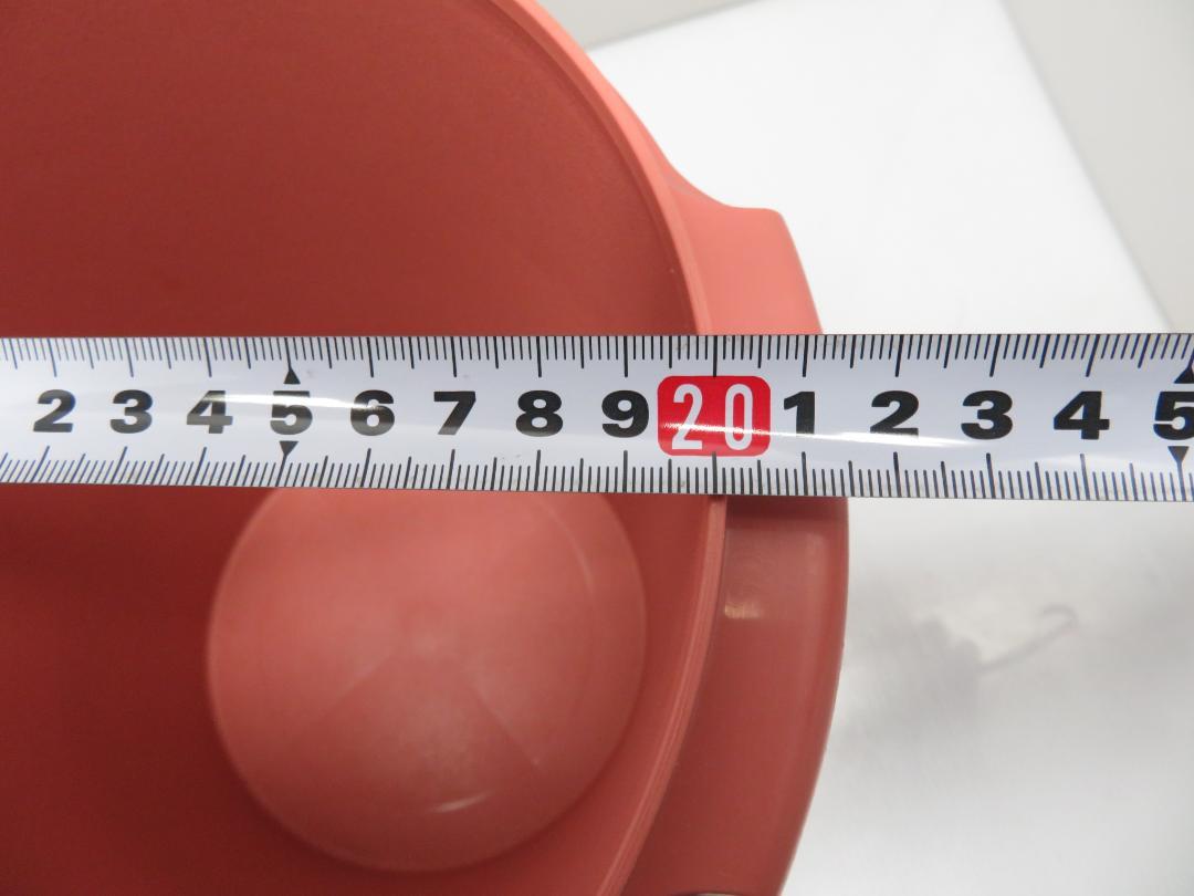 Tupperware タッパーウェア 4個セット マキシクィーンデコレーターなど