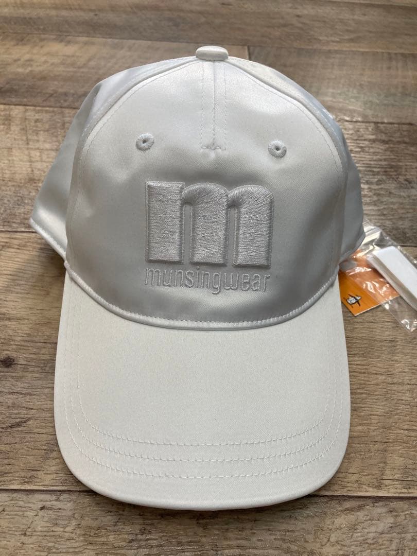 マンシングゴルフ　レディースキャップ