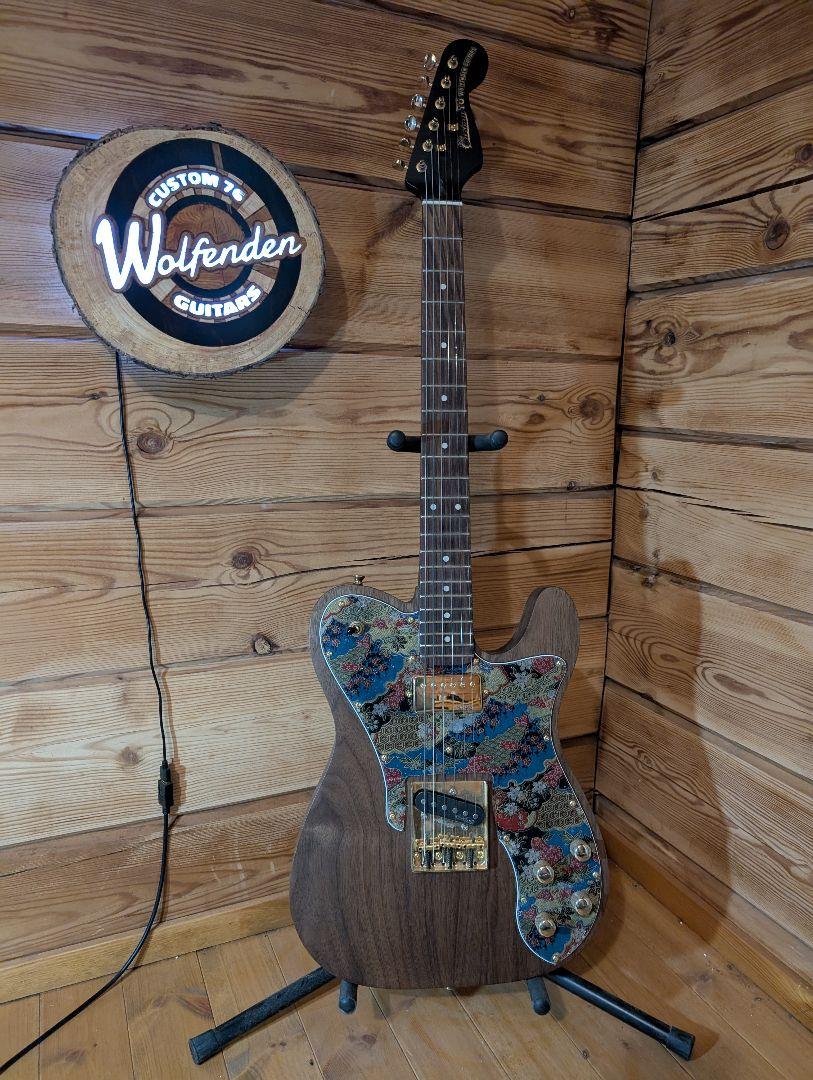 Custom Guitar エレキギター ウォルナットボディ