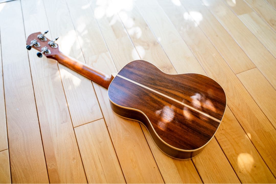 Lani-2 コンサートウクレレ