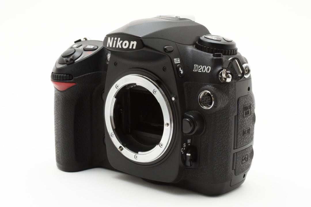 超美品 ニコン D200 ショット数 20939枚 デジタル ボディ B669