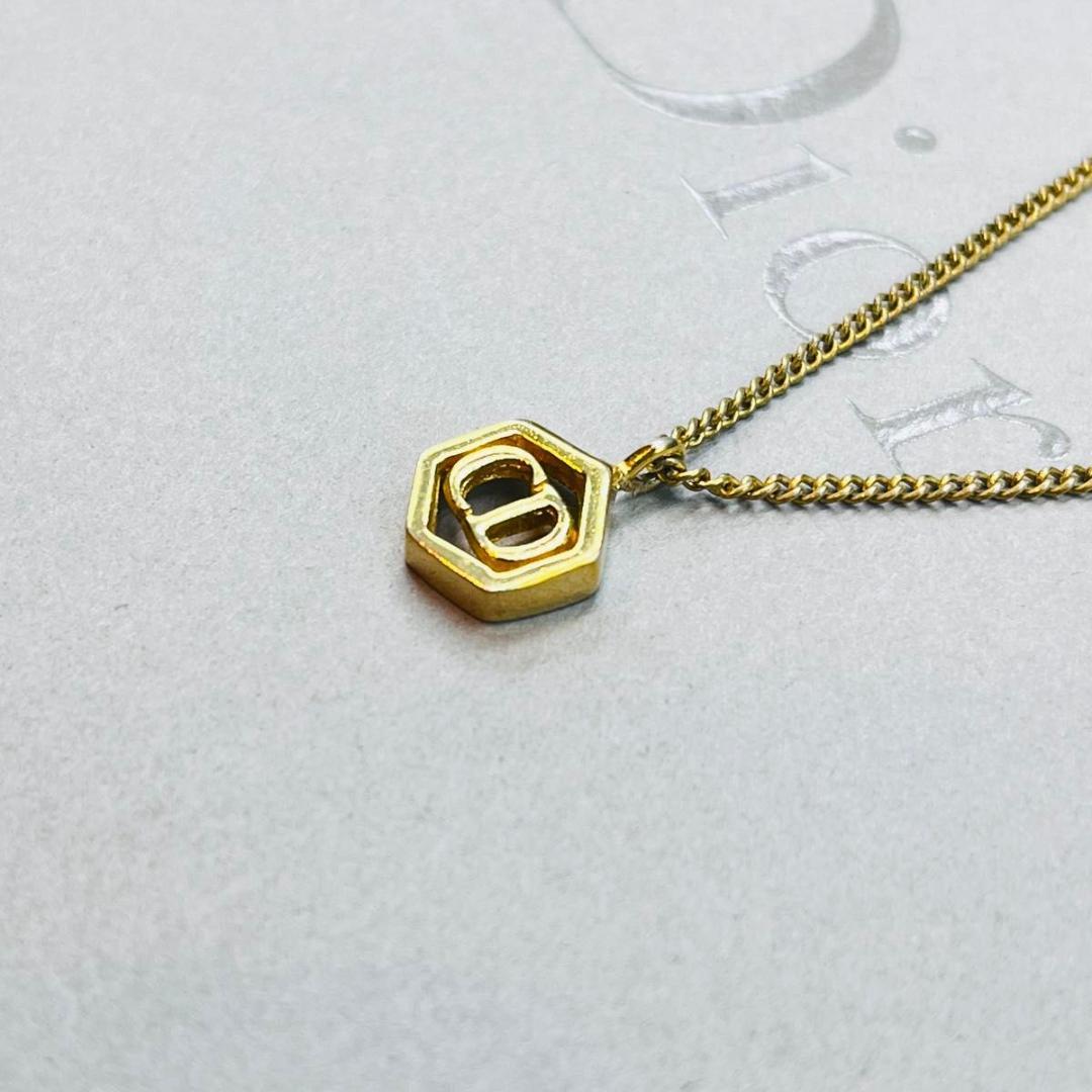 Dior クリスチャンディオール ネックレス CDロゴ ゴールド ヘキサゴン Dior クリスチャンディオール ネックレス CDロゴ ゴールド ヘキサゴン