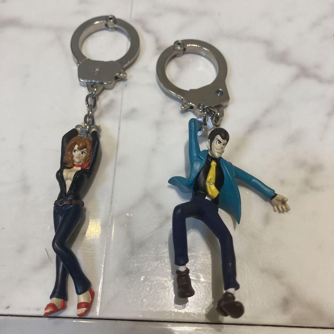 ルパン三世 手錠付きフィギュアキーホルダー - メルカリ