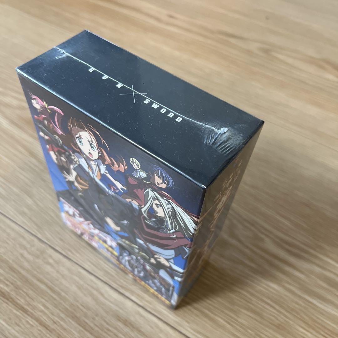 ガン×ソード Blu-ray BOX〈完全限定盤・4枚組〉　新品未開封
