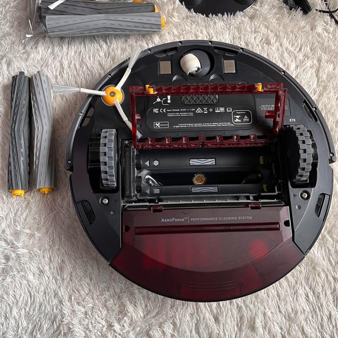 Madone様リクエスト品】IROBOT Roomba ルンバ876 ロボット掃 Madone様リクエスト品】IROBOT Roomba ルンバ876 ロボット掃