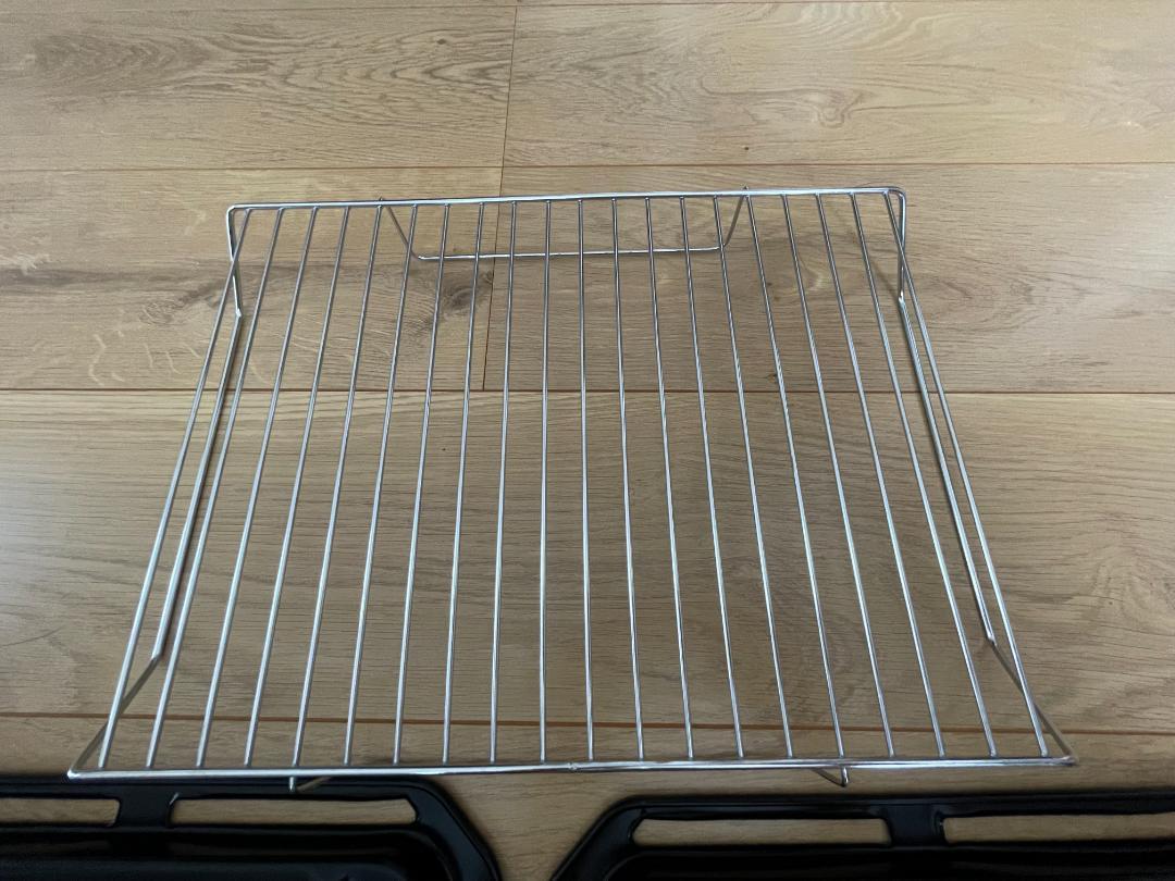 TOSHIBA ER-WD3000 オーブンレンジ 600W 中古