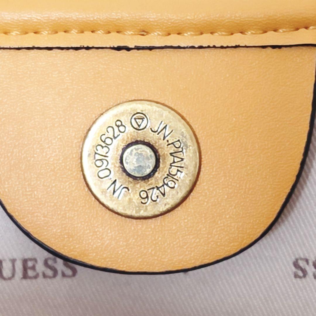 美品　GUESS　ゲス　YWL VIKKY TOTE 　イエロー　トートバッグ 美品 GUESS ゲス YWL VIKKY TOTE イエロー トートバッグ - メルカリ