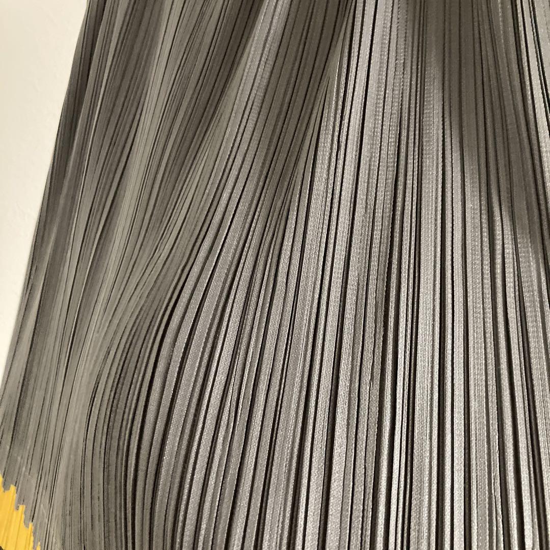 PLEATS PLEASE デザインプリーツミニスカート　3 イッセイミヤケ