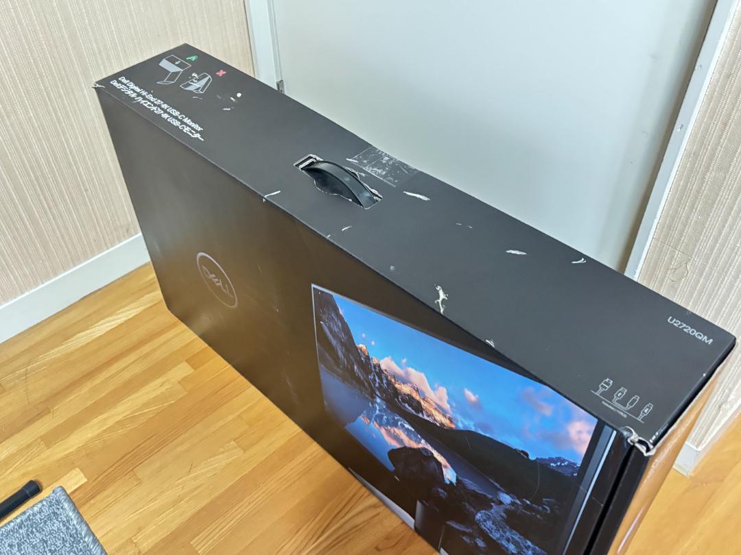 Dell U2720QM 4K モニター