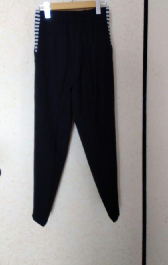 美品　BORDERS at BALCONY 　ブラックパンツ