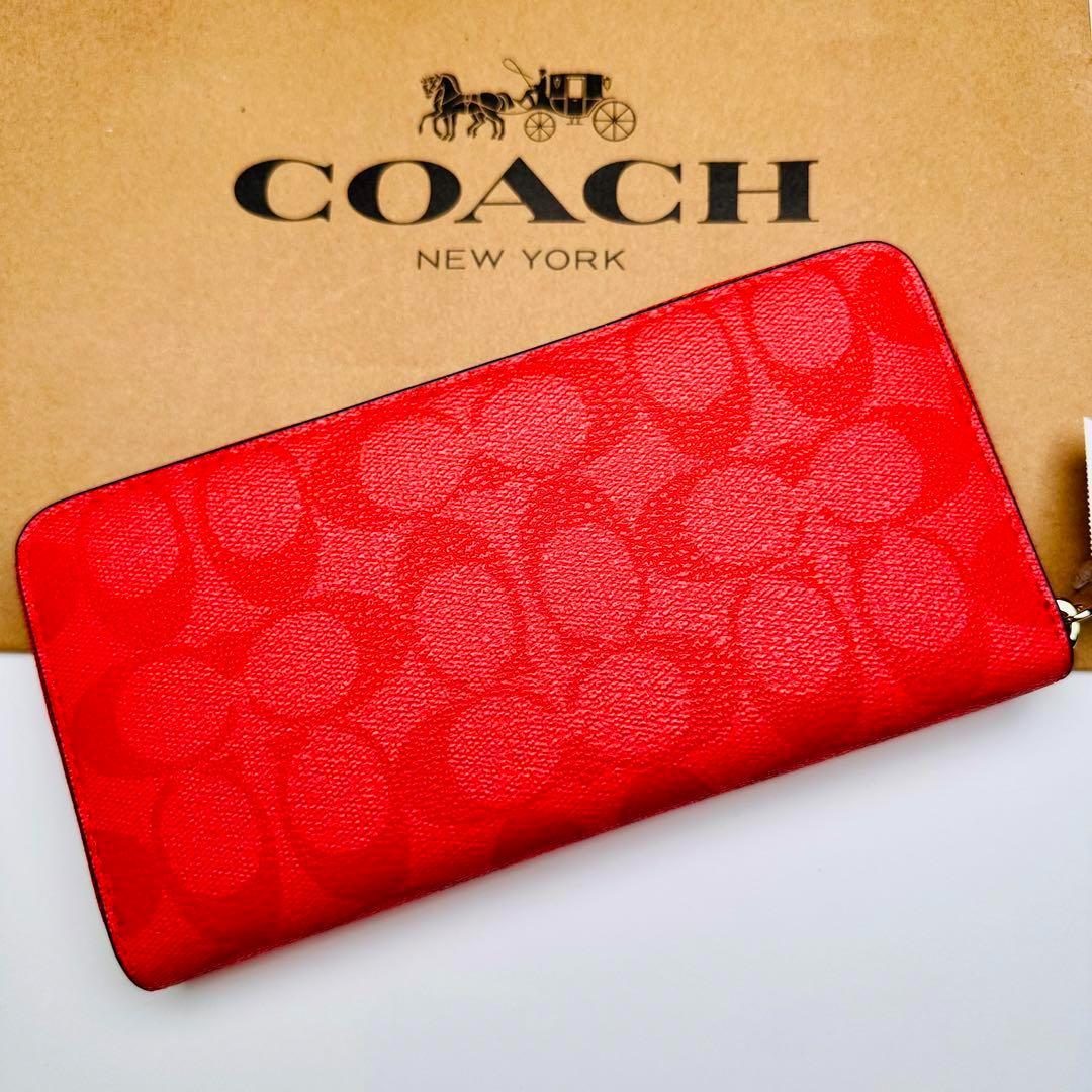 人気のCOACHレディース長財布　コーチ長財布　レッド色
