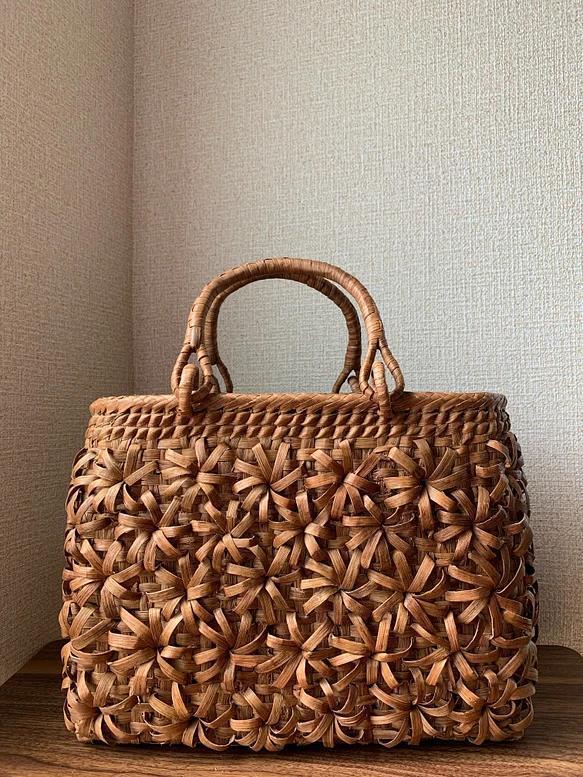 山葡萄　手作り　山葡萄かごバッグ　立体花　山葡萄籠バッグ　内布あり