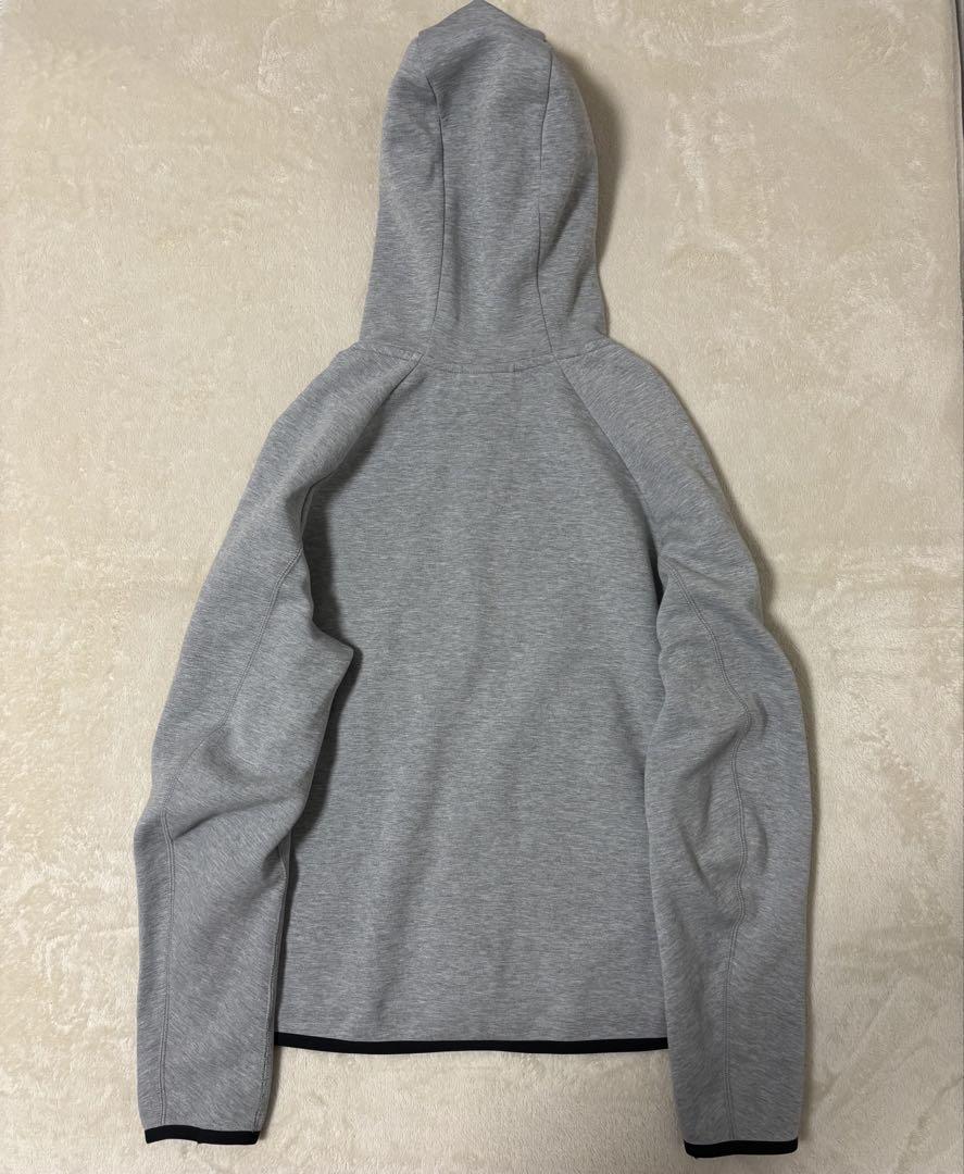 ナイキ　テックフリース　パーカー　ジョガーパンツ　グレー　上下セットアップ