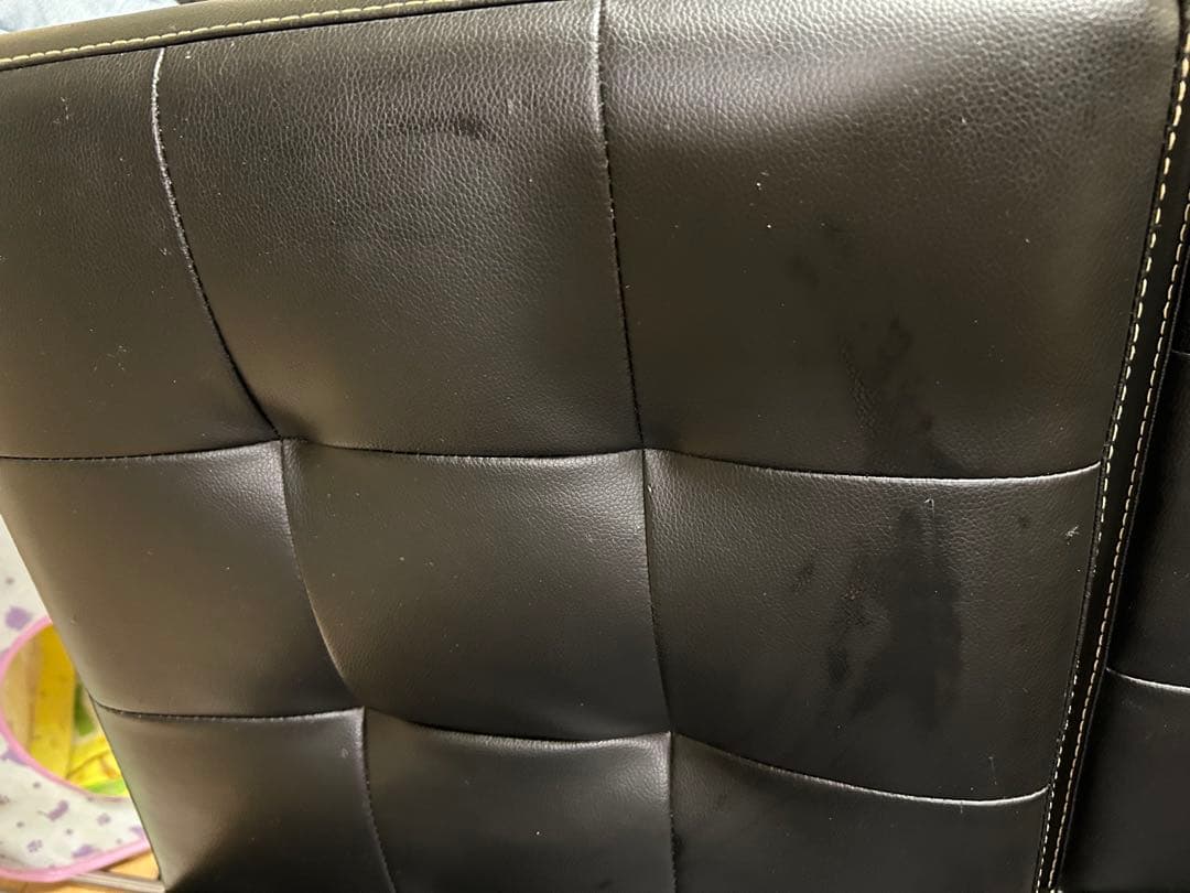 イス目立った傷や汚れなし