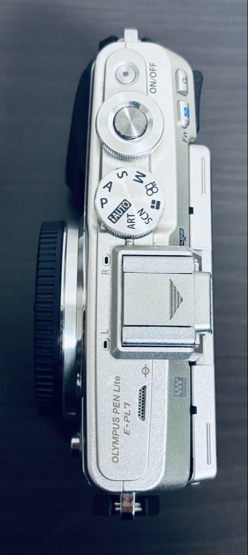 【本日限定価格】OLYMPUS PEN E-PL7 ブラック セット売り