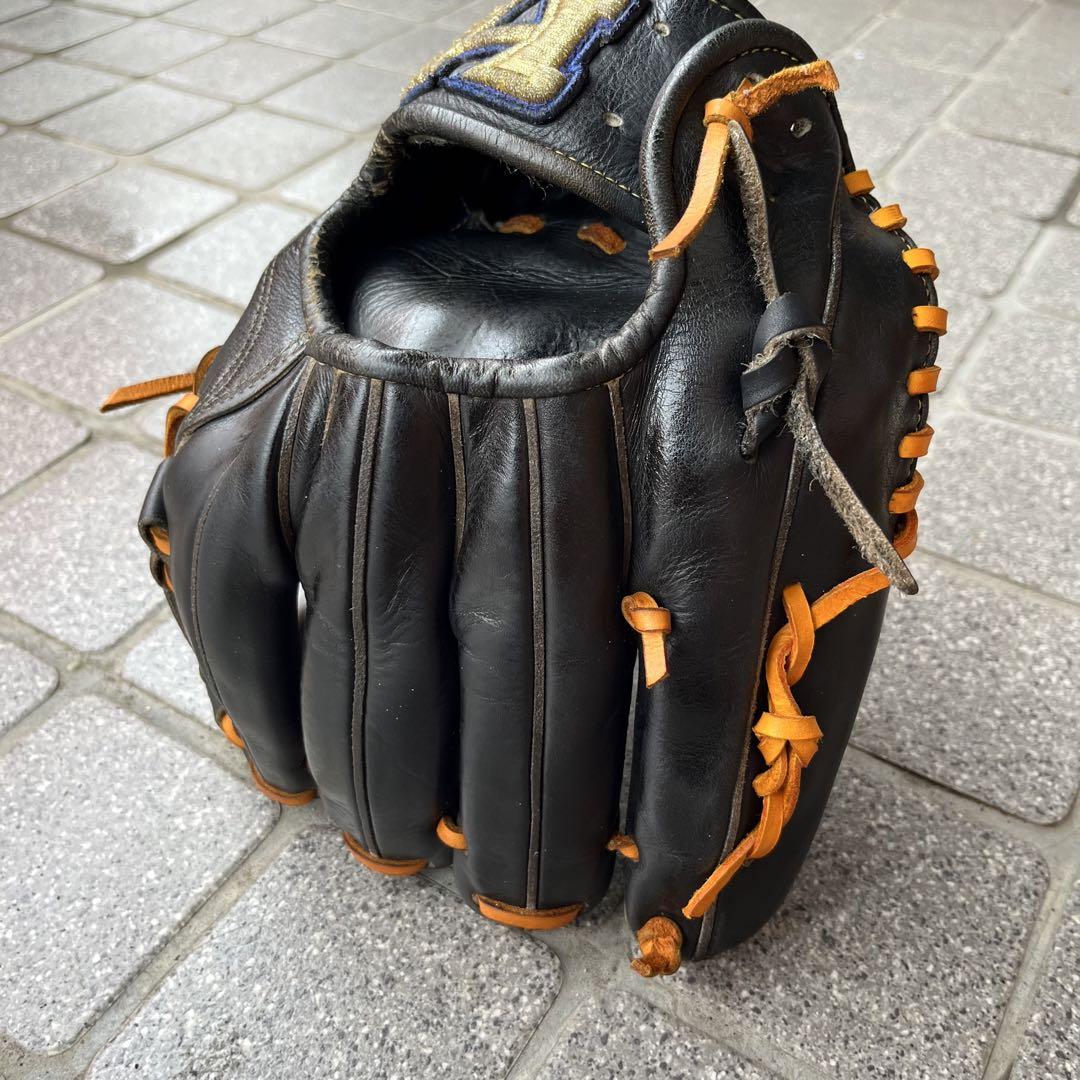 ハイゴールド　心極　硬式内野用グローブ