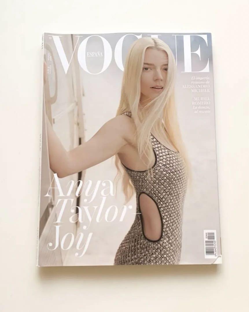 女性情報誌 Vogue Spain Magazine March 2025