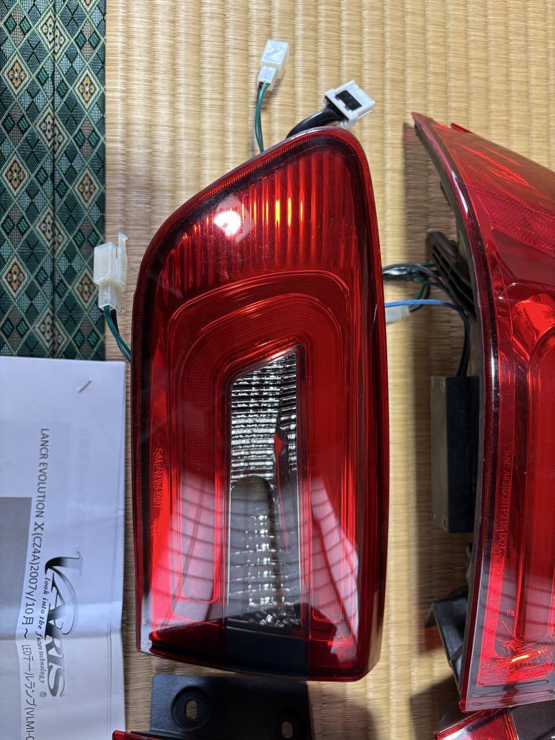 ランサーエボリューション10 cz4a varis テールランプ