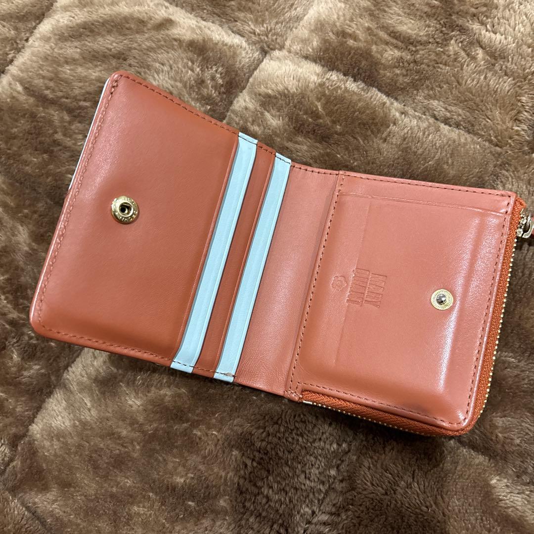 マリークワント 二つ折り財布 完売品 マリークワント 二つ折り財布 完売品