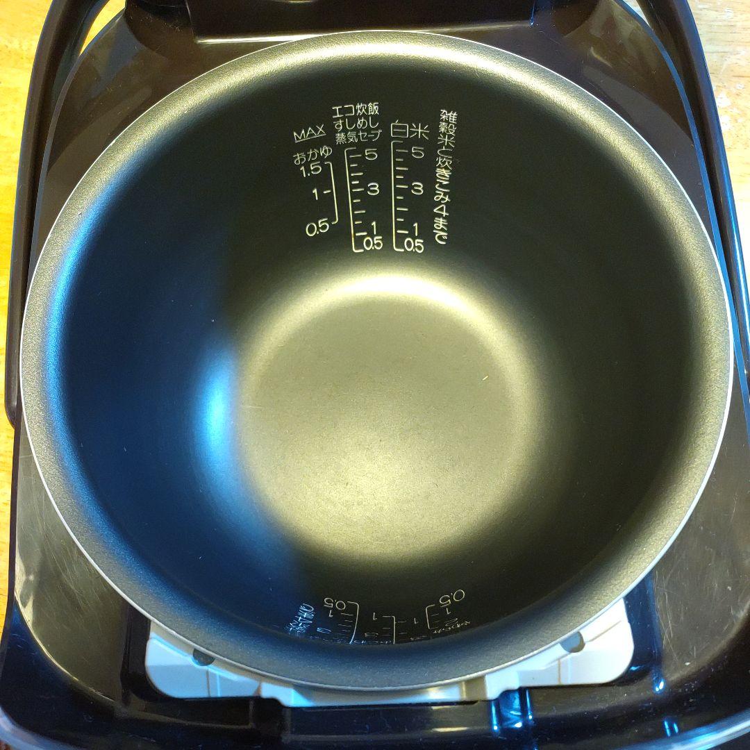 圧力IH炊飯器 ZOJIRUSHI NP-ZD10 5.5合炊き 2018年製 - メルカリ 圧力IH炊飯器 ZOJIRUSHI NP-ZD10 5.5合炊き 2018年製 - メルカリ