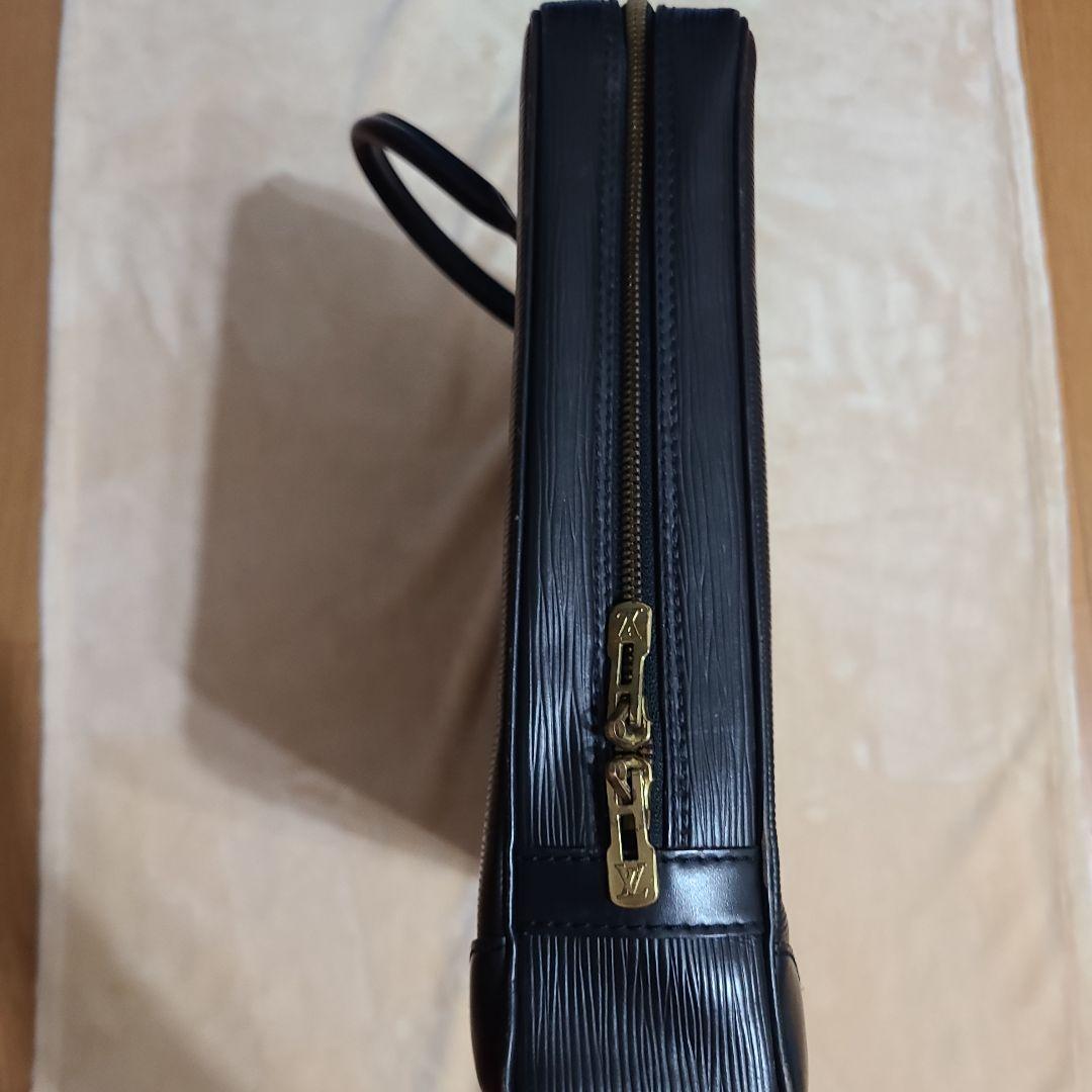 Louis Vuitton　エピ　ポルトドキュマン ブリーフケース